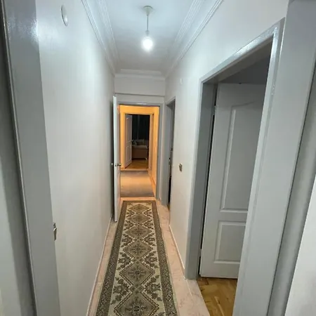 Gasthof Site Icerisinde Ozel Asansorlu Istanbul